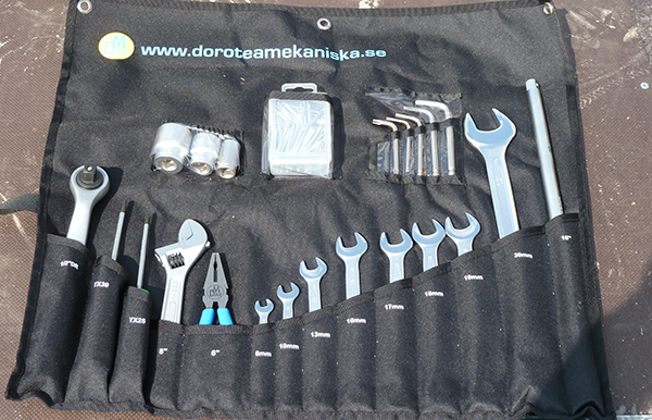Tools for day-to-day service are included.